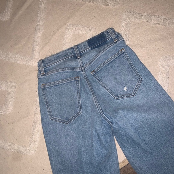 Ultra High Rise 90s Straight Jean Abercrombie denim classic in medium wash boho - Picture 8 of 8